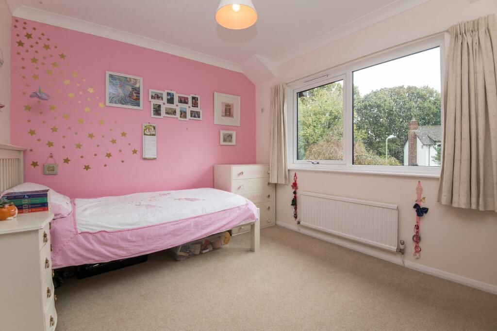 High Bank, West Hill