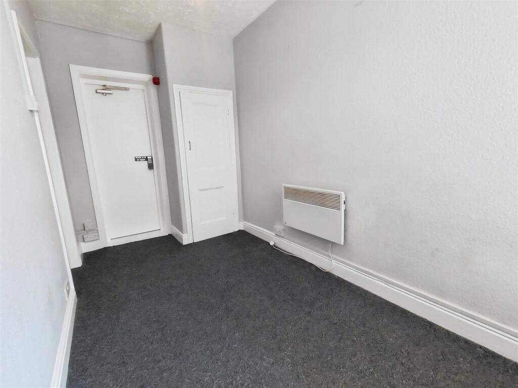 Picture No. 03