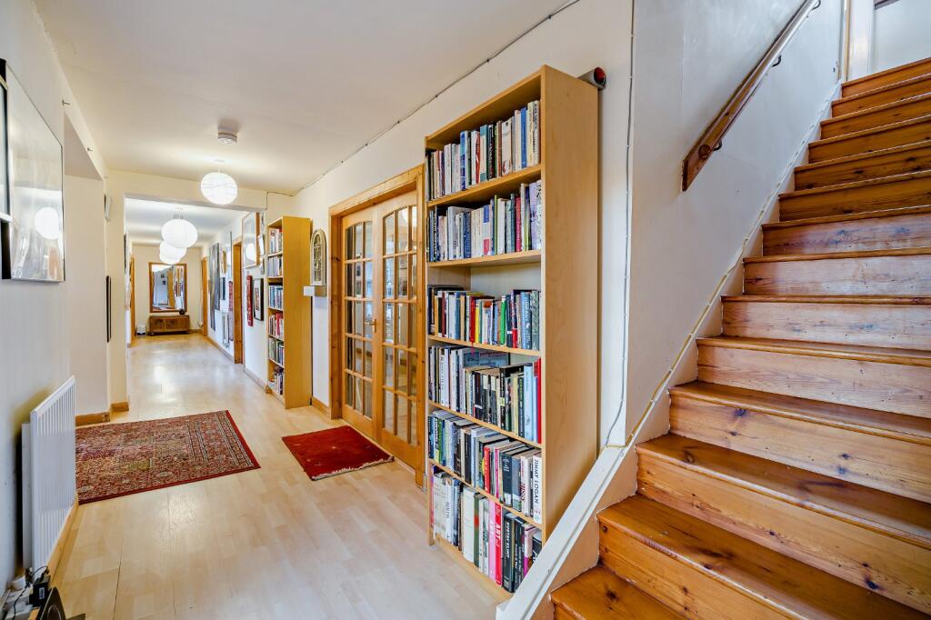Access To 1st Floor