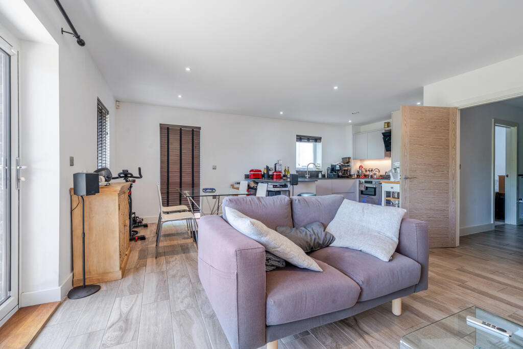 Kitchen / Living Room