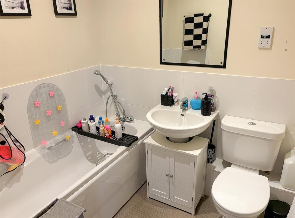 Screenshot 2025-08-21 at 16.36.55.jpg