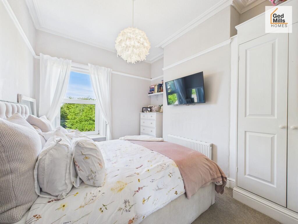 CAM04261G0-PR0064...