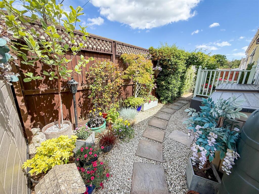 ALTERNATE VIEW OF GARDEN