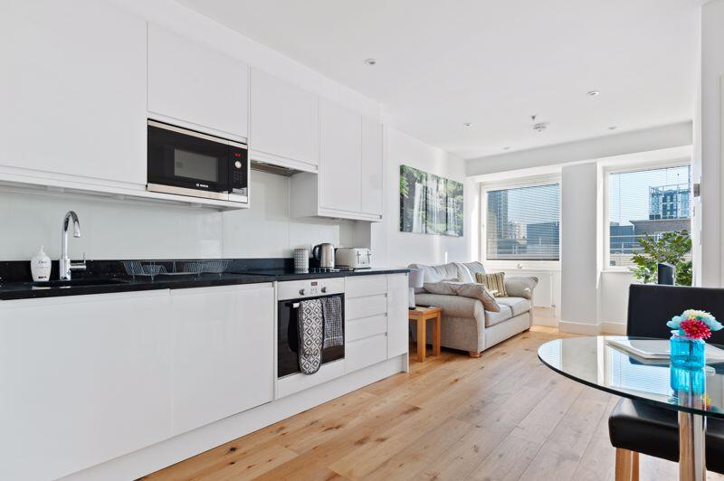Kitchen/Reception