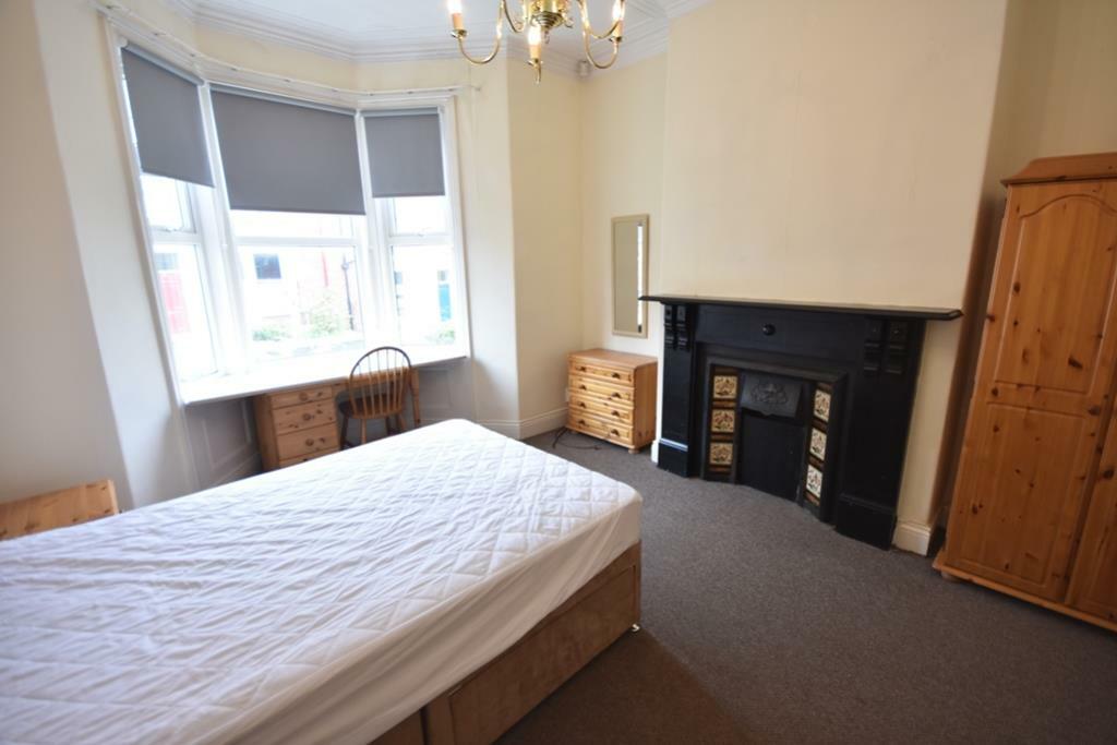 34 Salisbury Gardens pics1