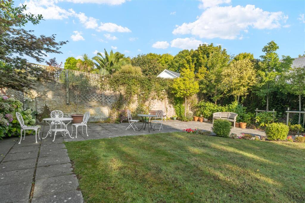 Communal Gardens