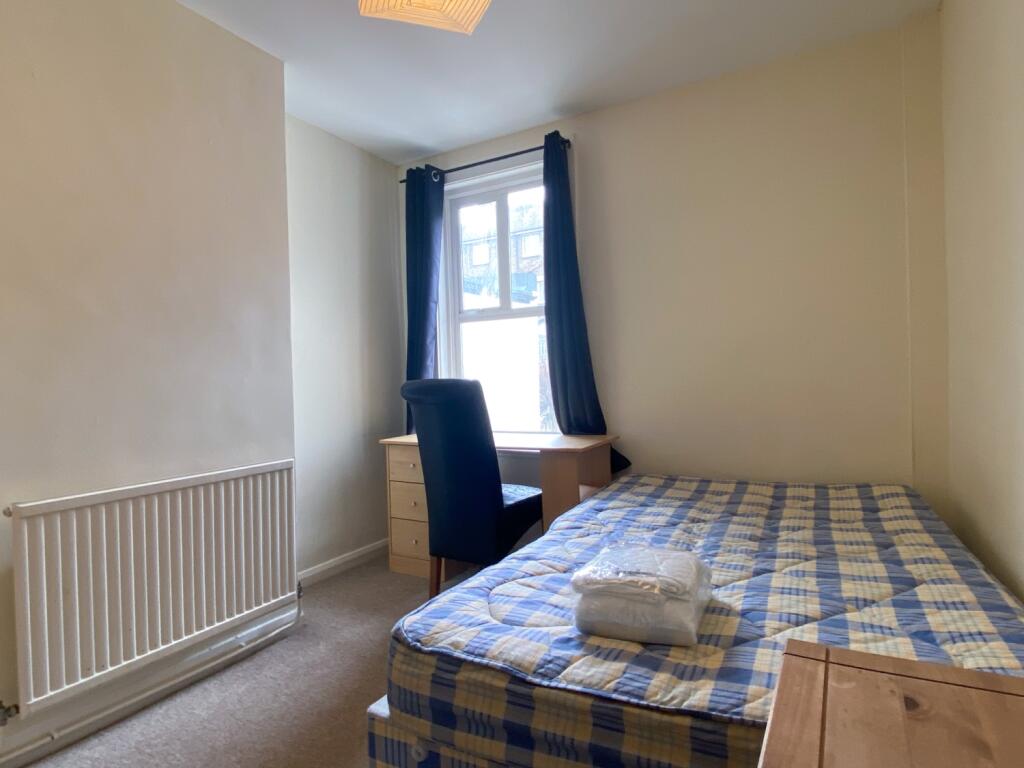 28 Roedale Road Bed 4