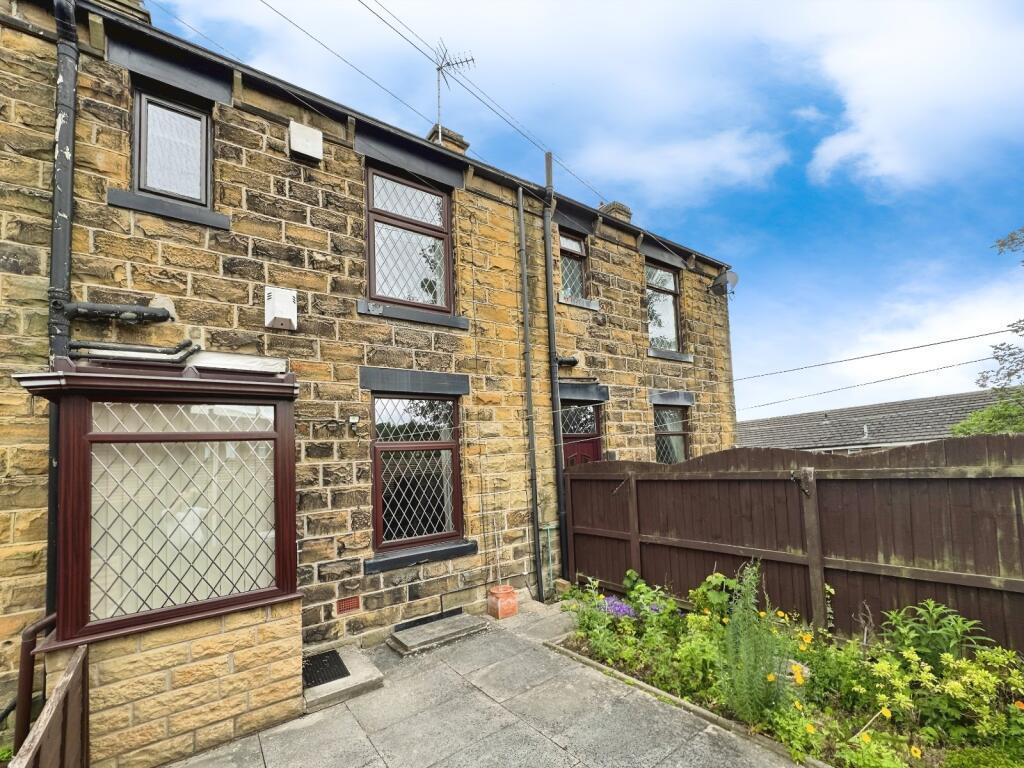 Hamond Estates - House for sale Batley - Paul McGo