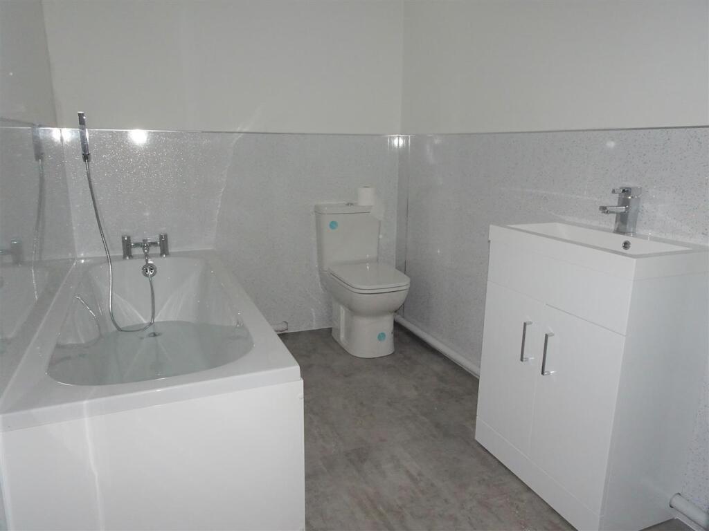 bathroom b