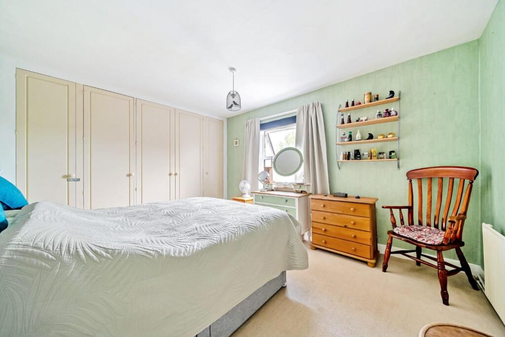 2nd view MASTER BEDROOM.JPG