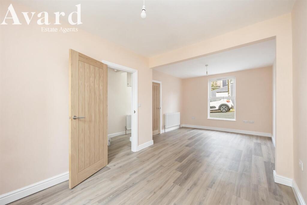 Arnold Street, 72-009.jpg