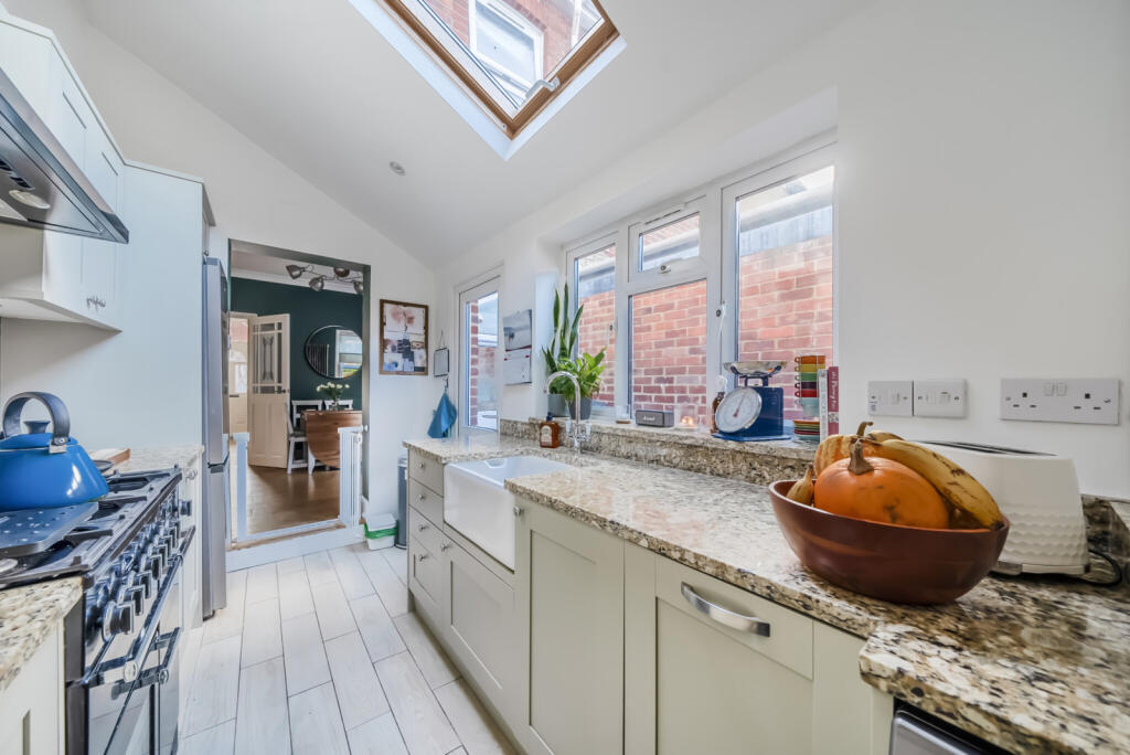 1371317-14-68f8ee...