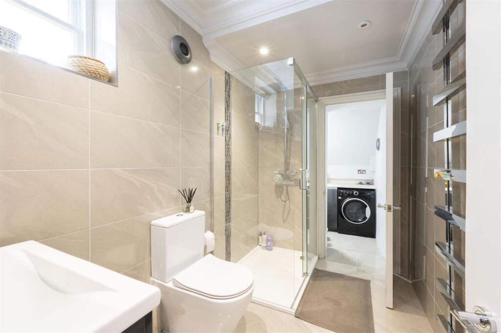 Garden Flat, 29, Homefield Road London13.jpg