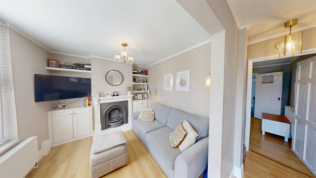 6-Waterloo-Street-Leamington-Spa-03232025_085800.j