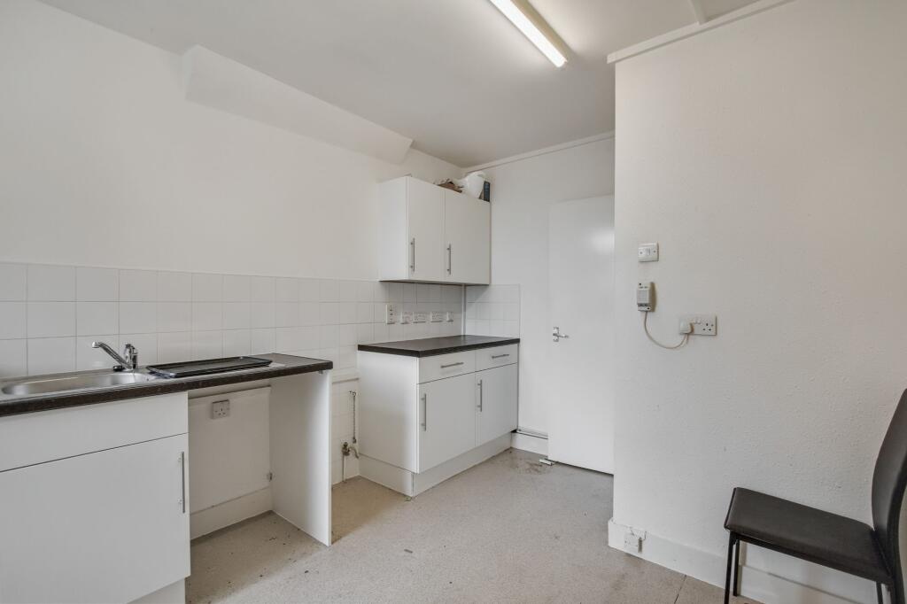 Flat A &amp; B, 54 Herga Road, Harrow HA3 5AS