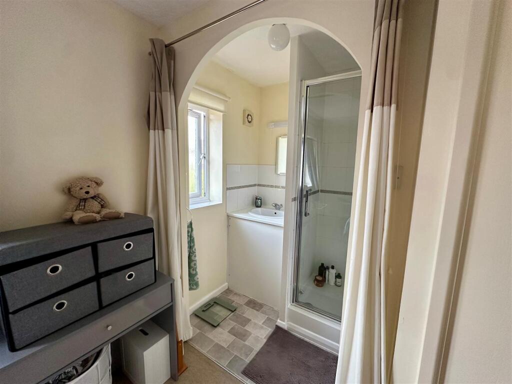 SHower Room.jpg