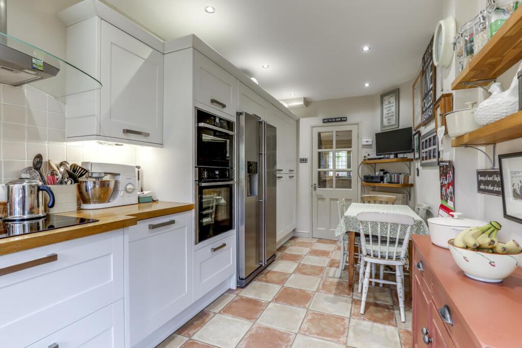 Fitted Kitchen/Breakfast room