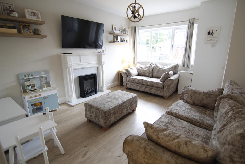 3 Bedroom End Terrace for Sale