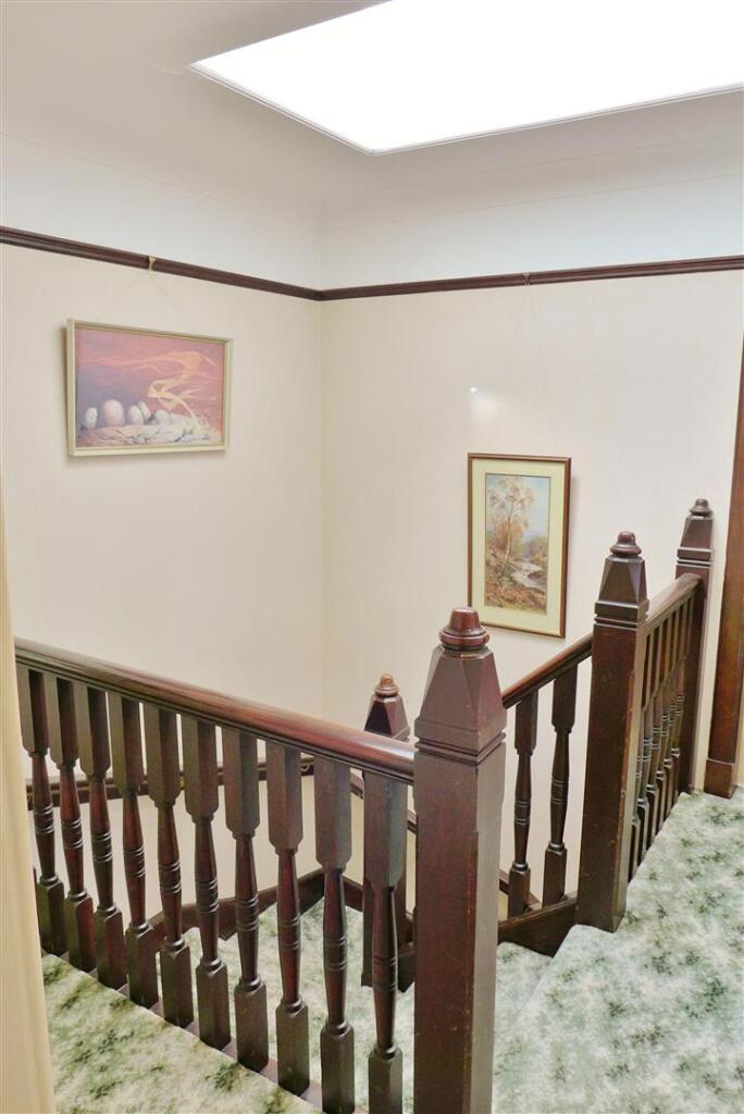 Hallway upper skylight