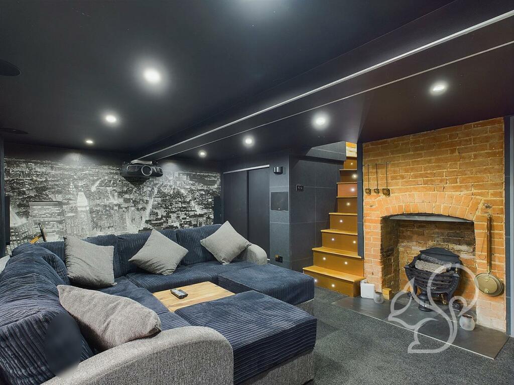 Home Cinema