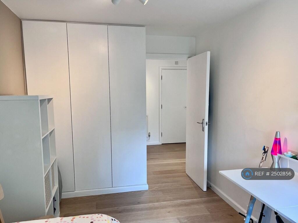 Bedroom 02