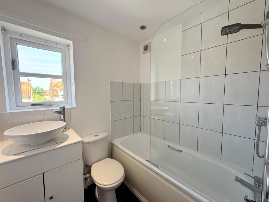 new bathroom.jpg