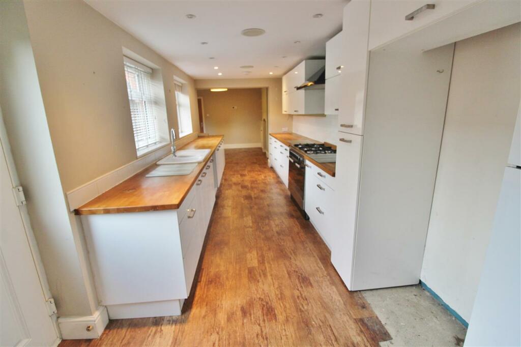 KITCHEN -Further