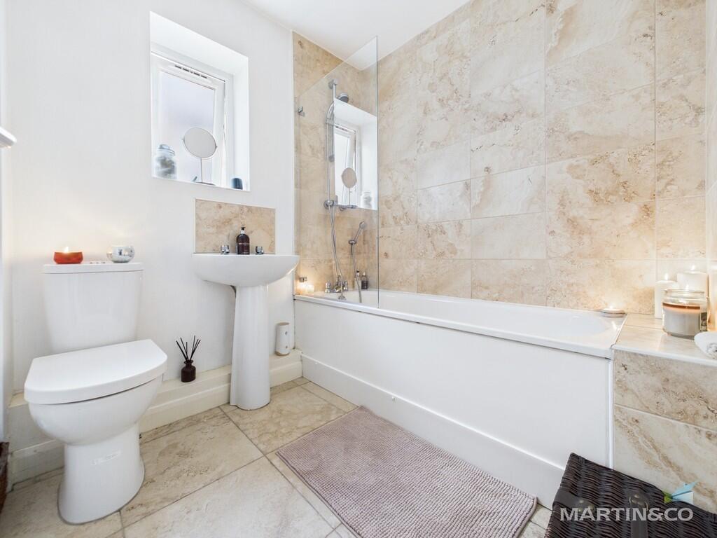 CAM03111G0-PR0272...