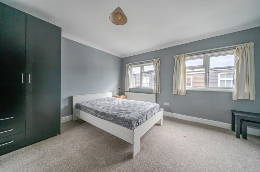 1380472-1-691327d...