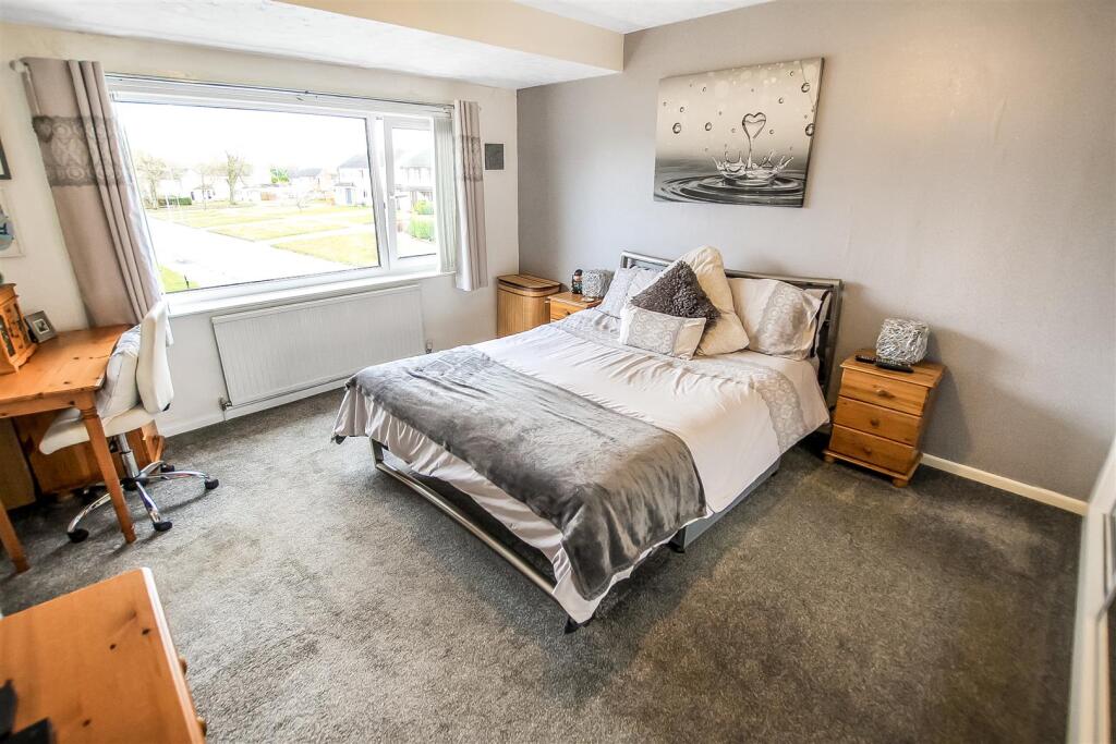 Bedroom One (2).jpg
