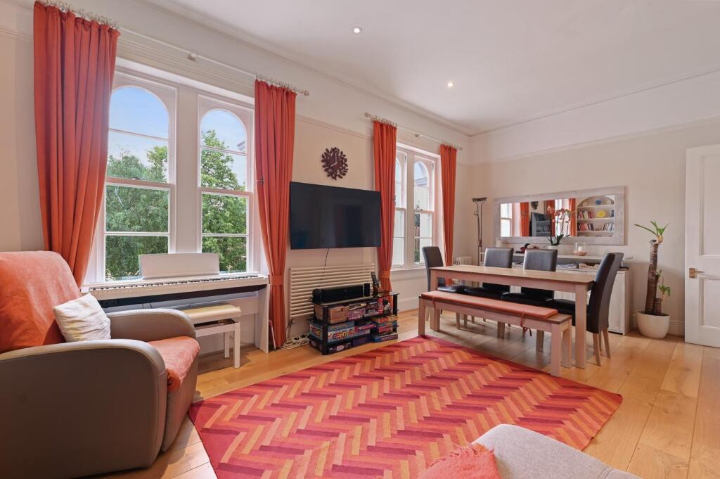 TEC - Flat 2, 119 Belsize Road - ReceptionB3 (1).j