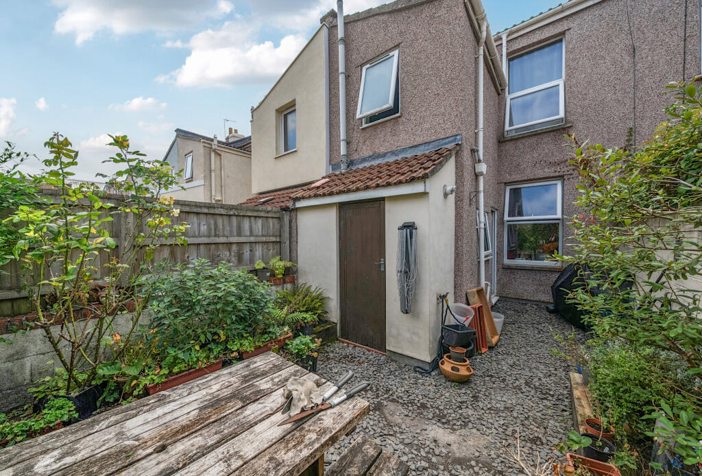 1341937-8-68a31fc...