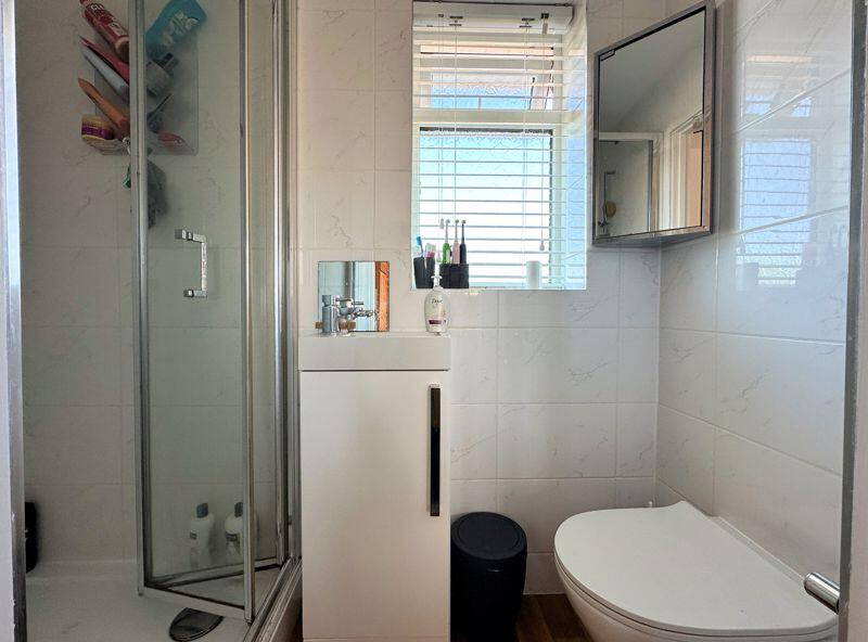 En Suite Shower Room