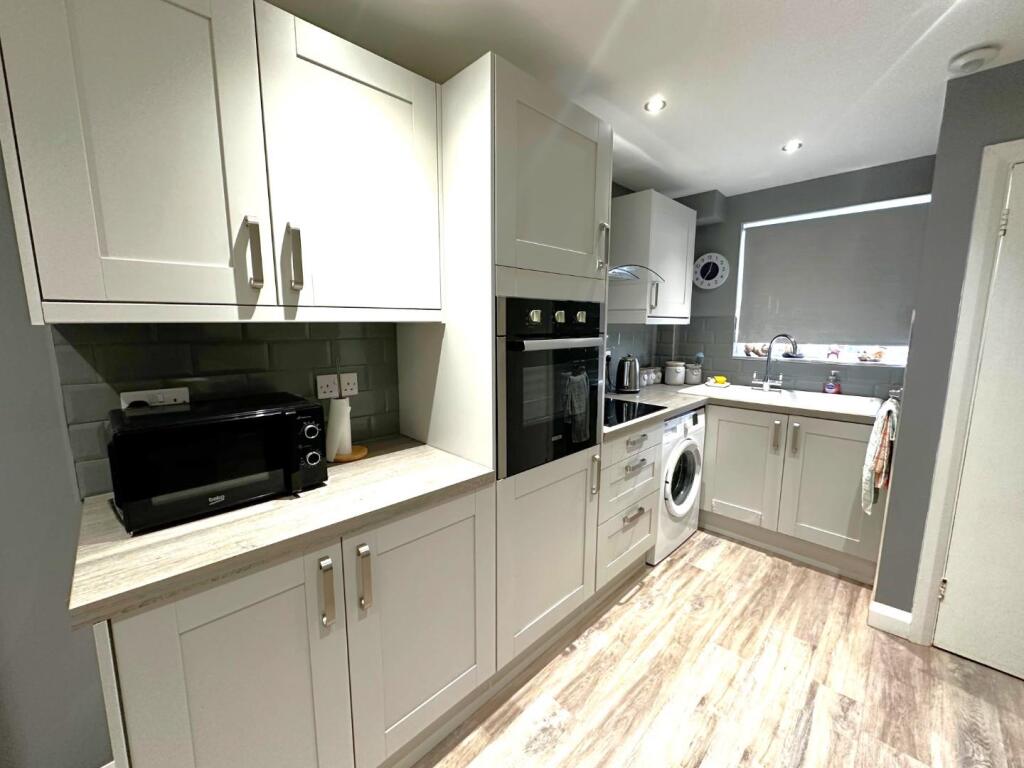 grace road kitchen 2.JPG