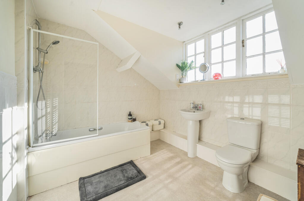 1253713-10-68278d...