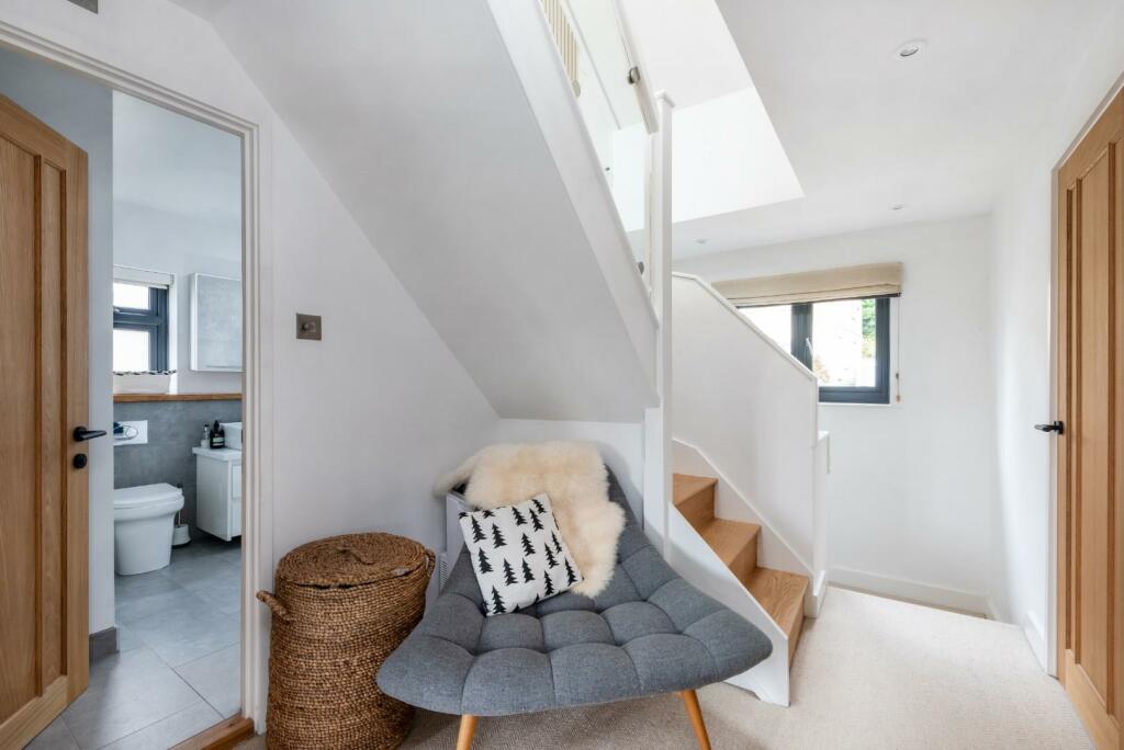 21 West View Road, Batheaston BA1 7PN-18.jpg