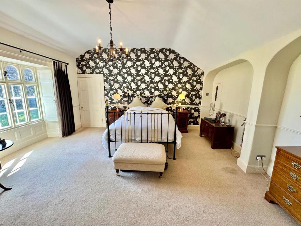 PHOTO-2025-04-13-20-45-42 (31).jpg