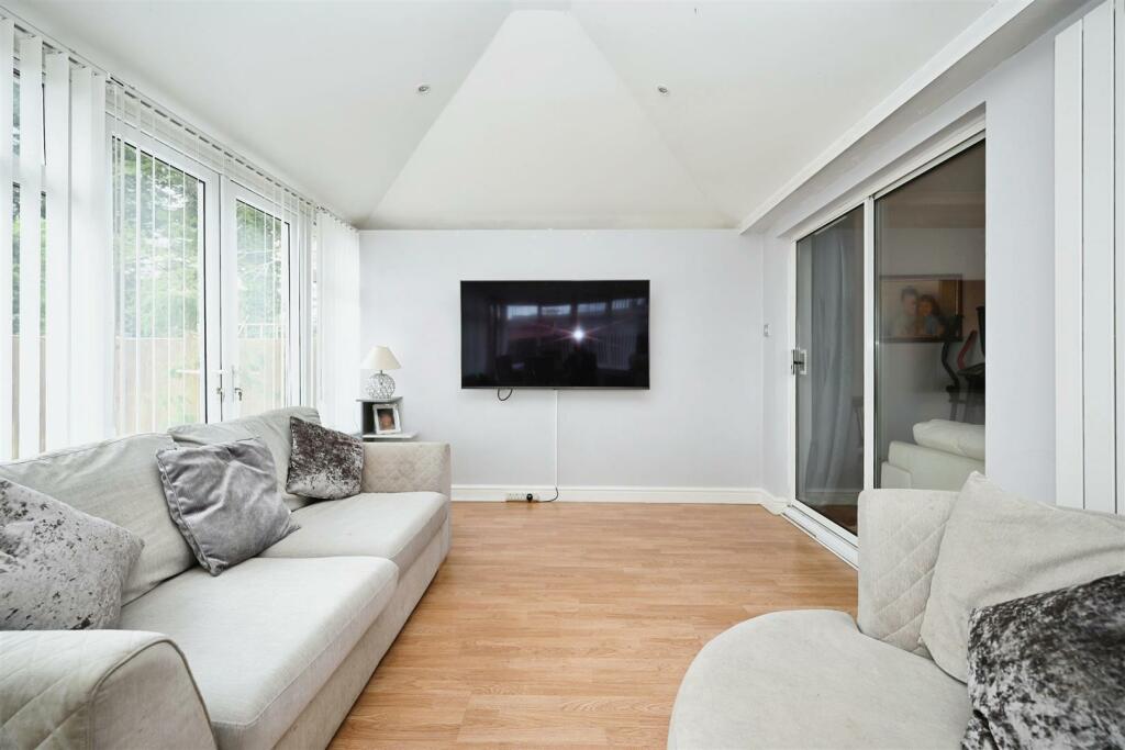 Sun Room/Dining/Family Area