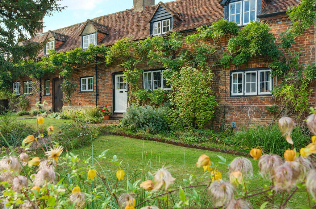 1357665-25-68dabf...