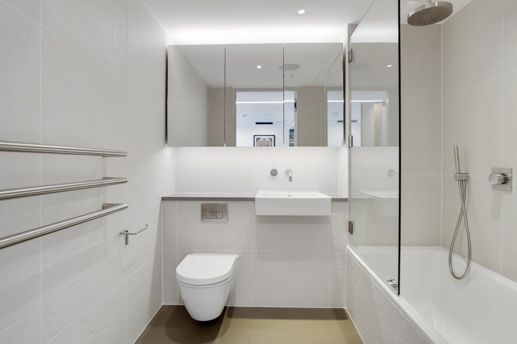 13_Bathroom_6