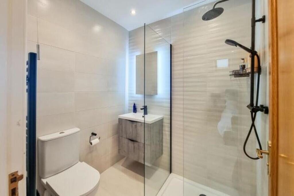 71840_2ed0c181-d8...