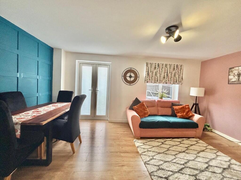 Living/Dining Room