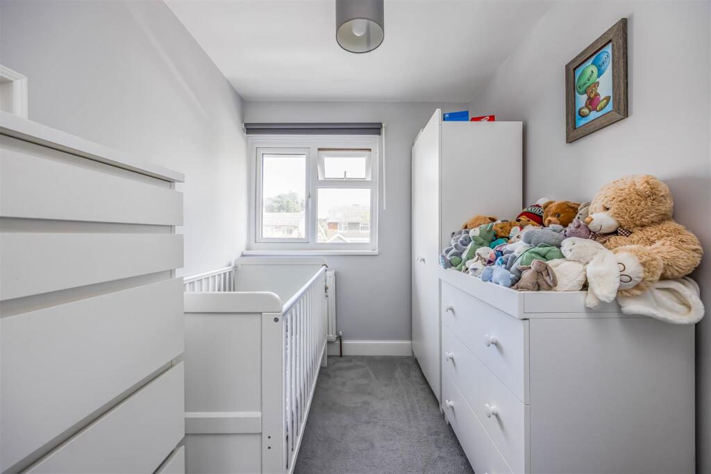 46 Kingscote Road, Waterlooville-Small-PorticoMark