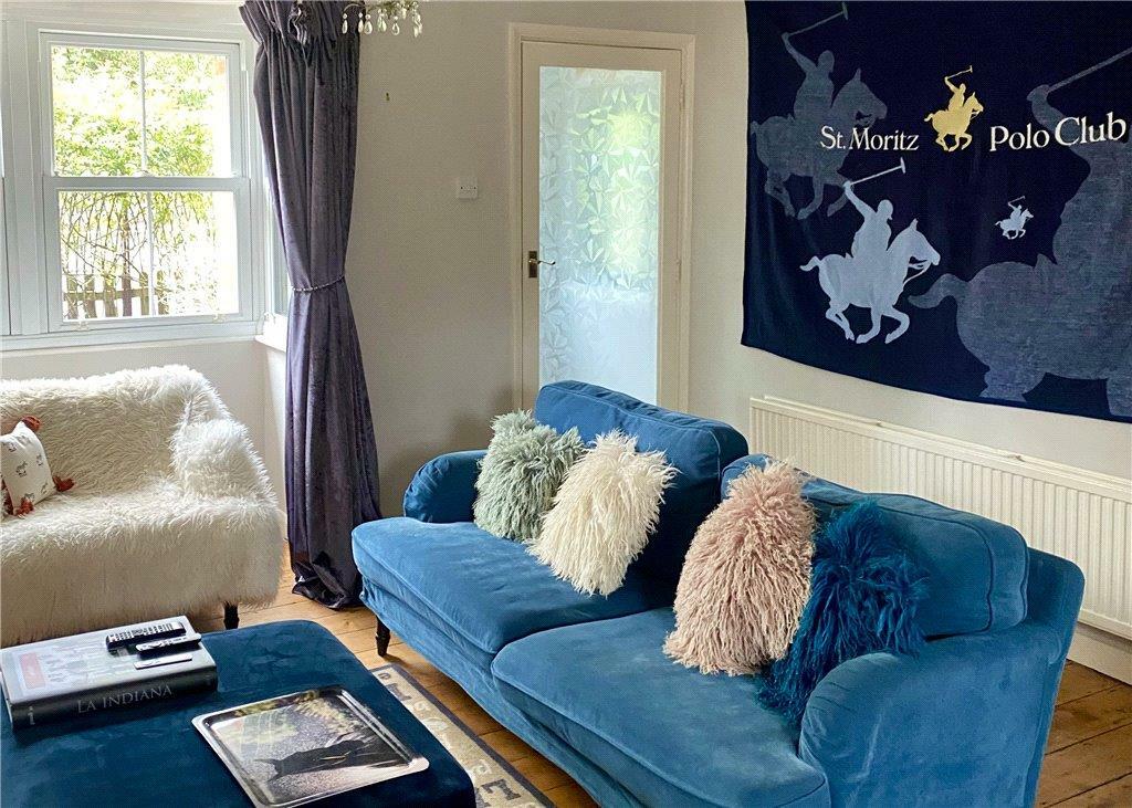living dining rm.jpg