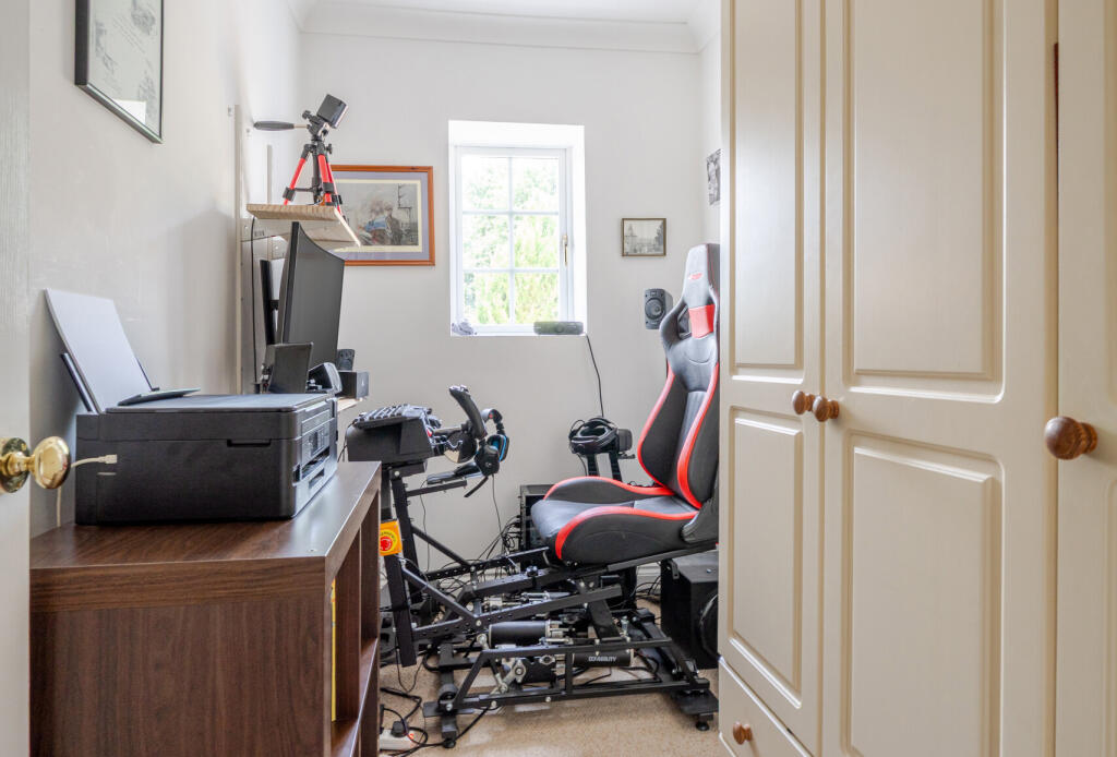 1313132-8-685e8a8...