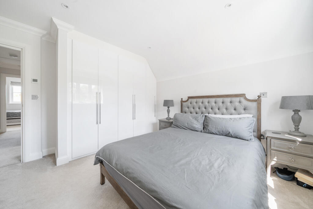 1302473-13-683da6...