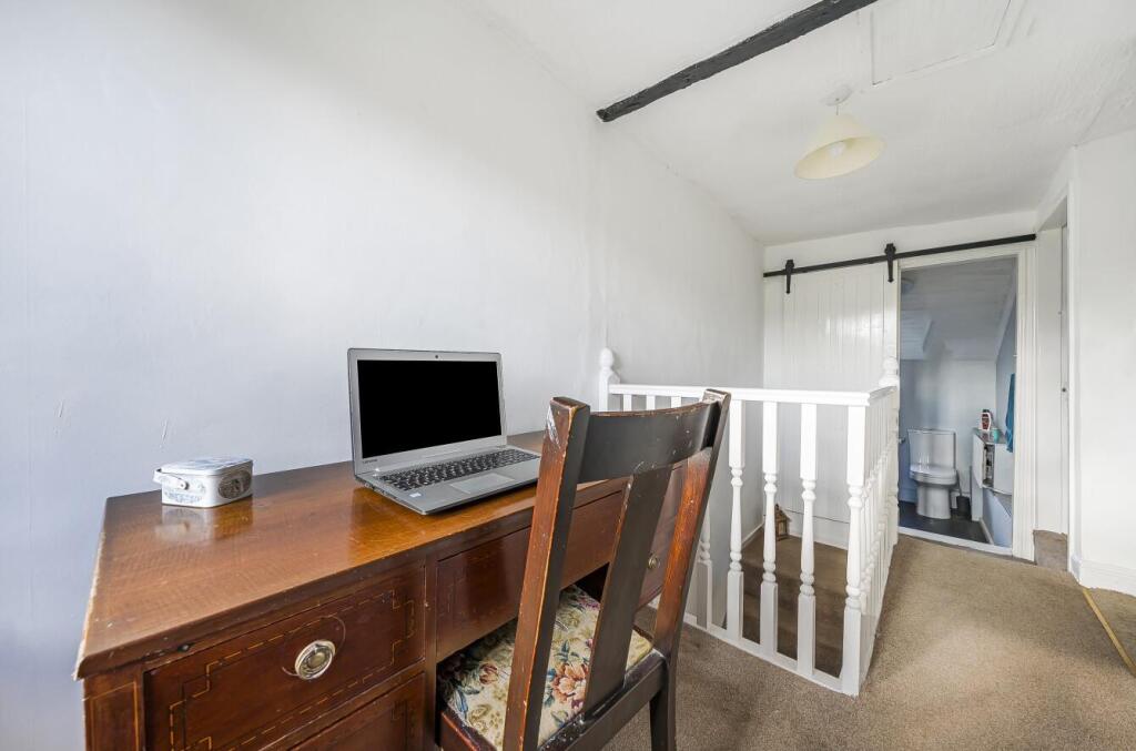 5 Church Walk, Barby