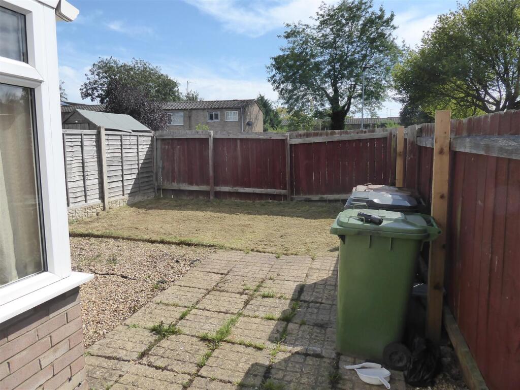 7 Holdfield  (14).JPG