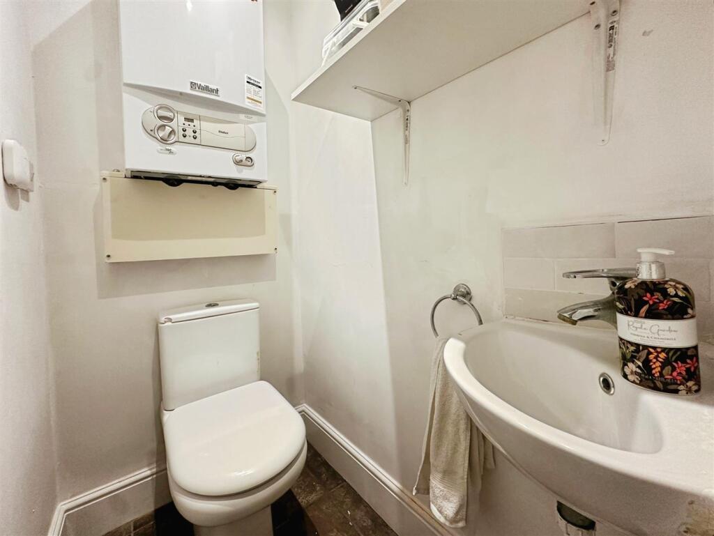 b6be9bf0--48A7-B988-BE26D5CE287D-85894-00001C1C26B