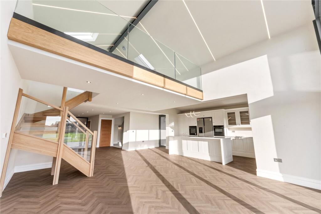 Open Plan Room
